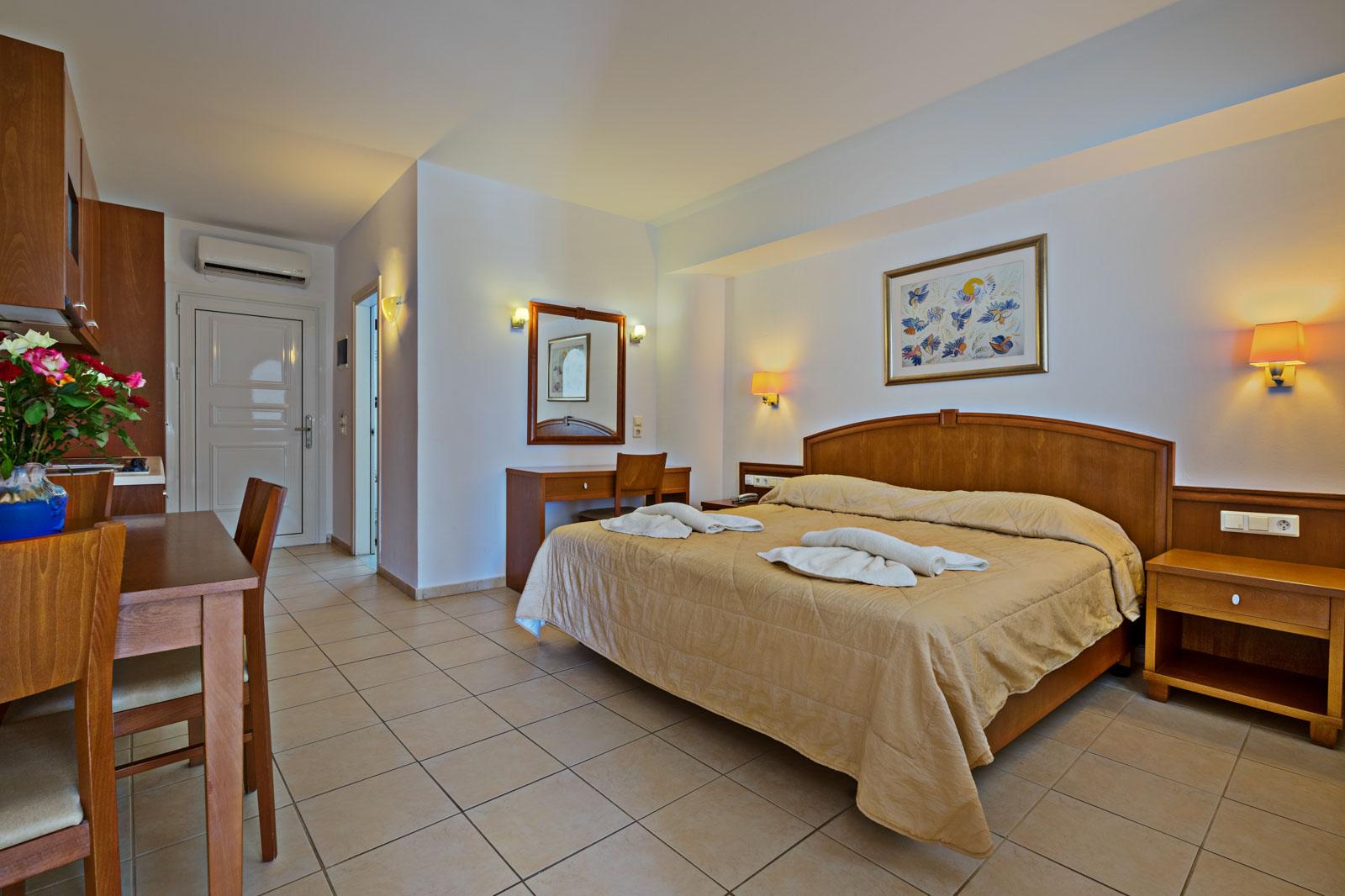 Delfina Boutique Hotel Paralia Kourna Exterior photo